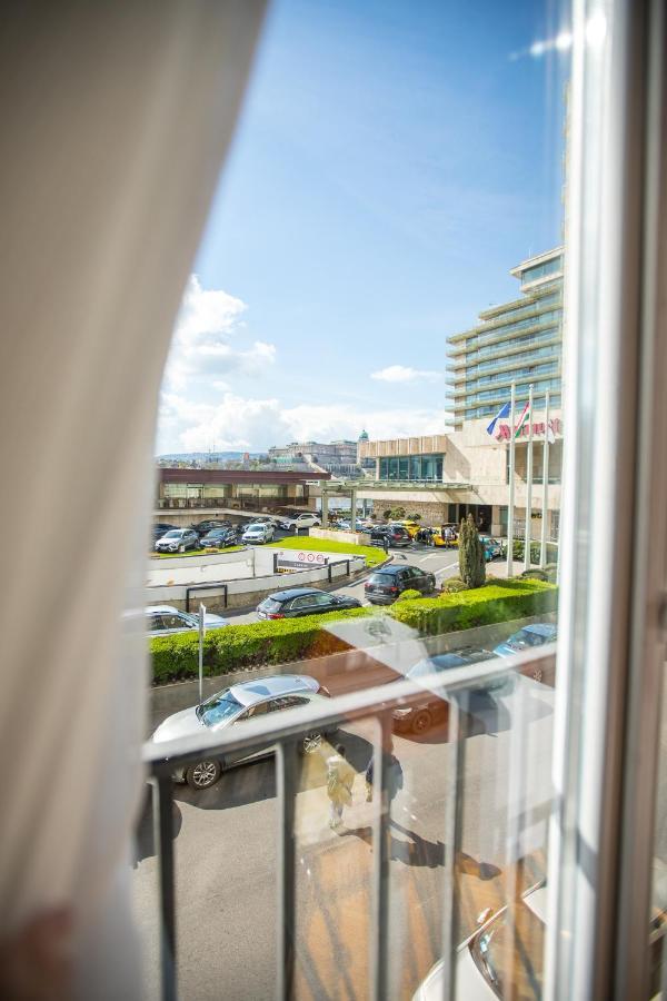 Danube Apartment Budapest Luaran gambar