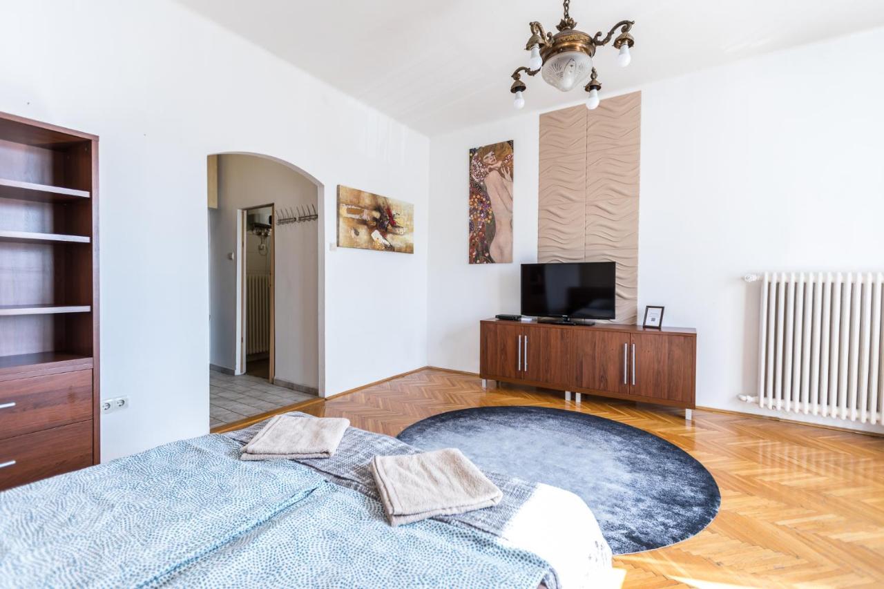 Danube Apartment Budapest Luaran gambar