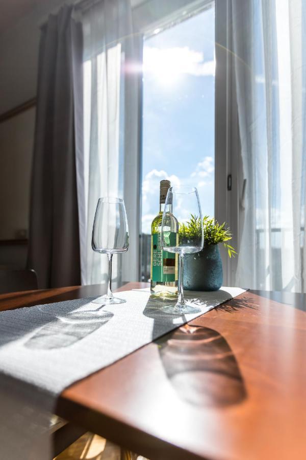 Danube Apartment Budapest Luaran gambar