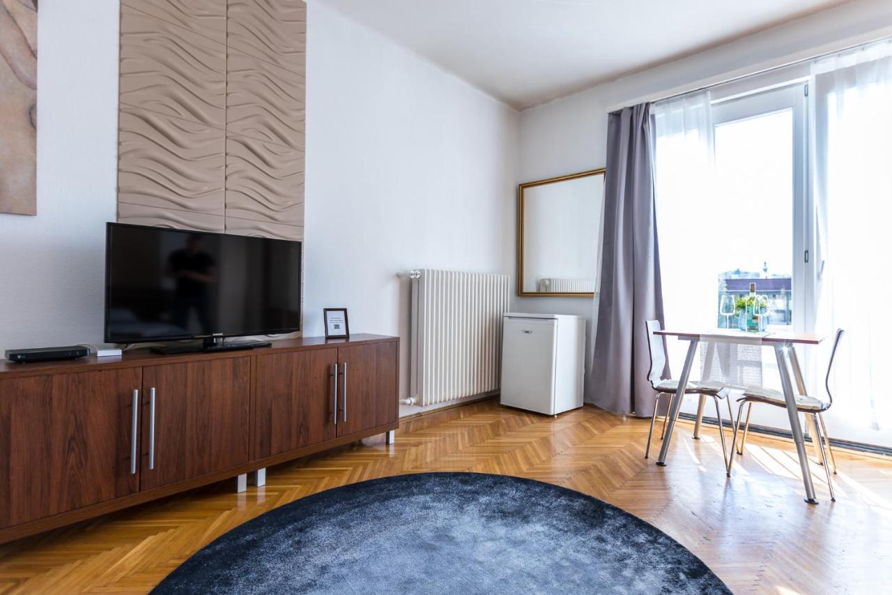 Danube Apartment Budapest Luaran gambar