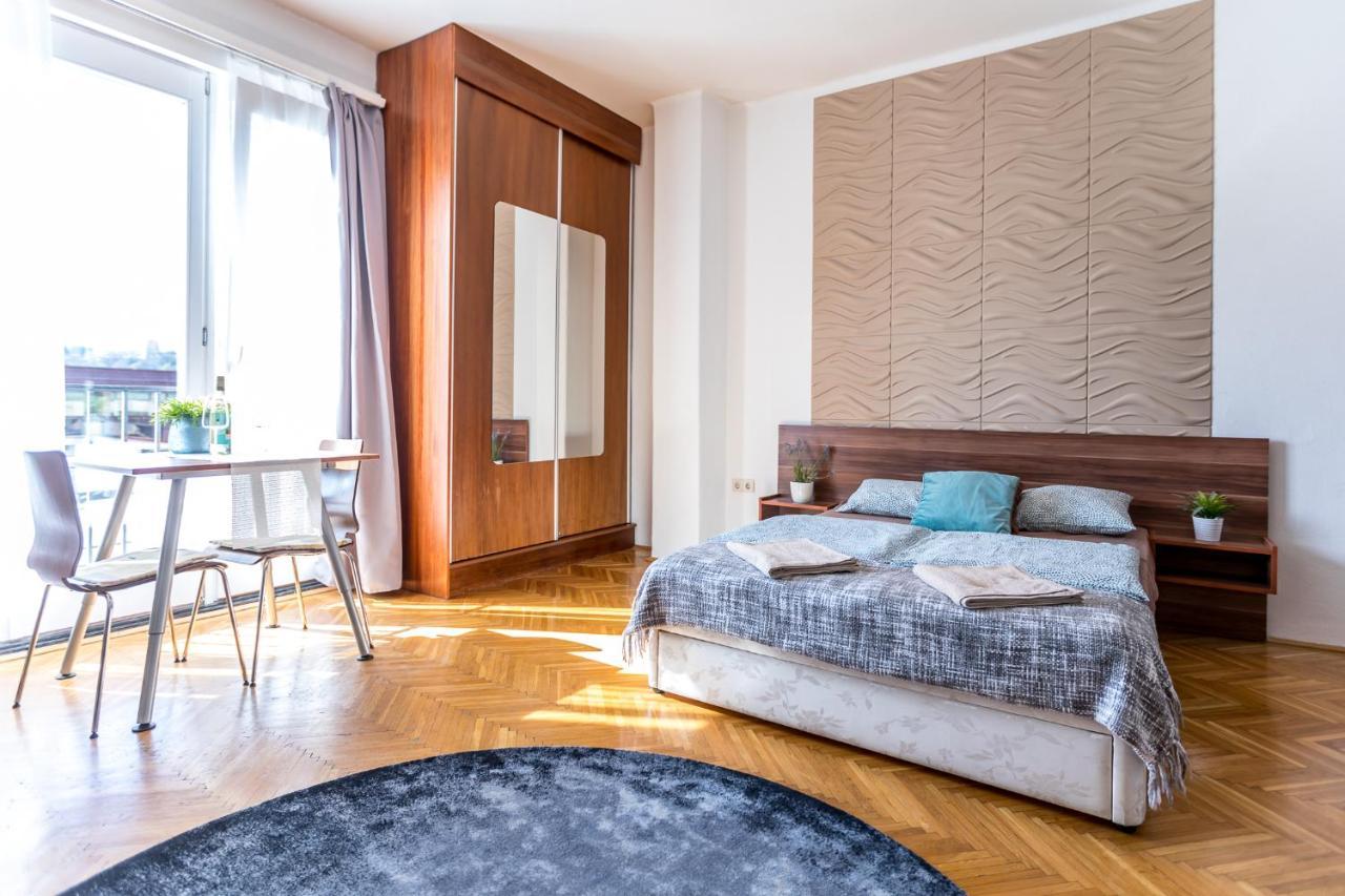 Danube Apartment Budapest Luaran gambar