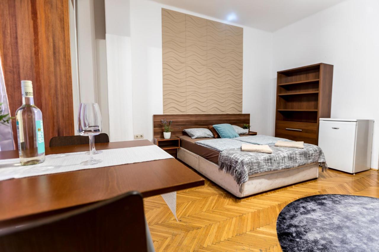 Danube Apartment Budapest Luaran gambar