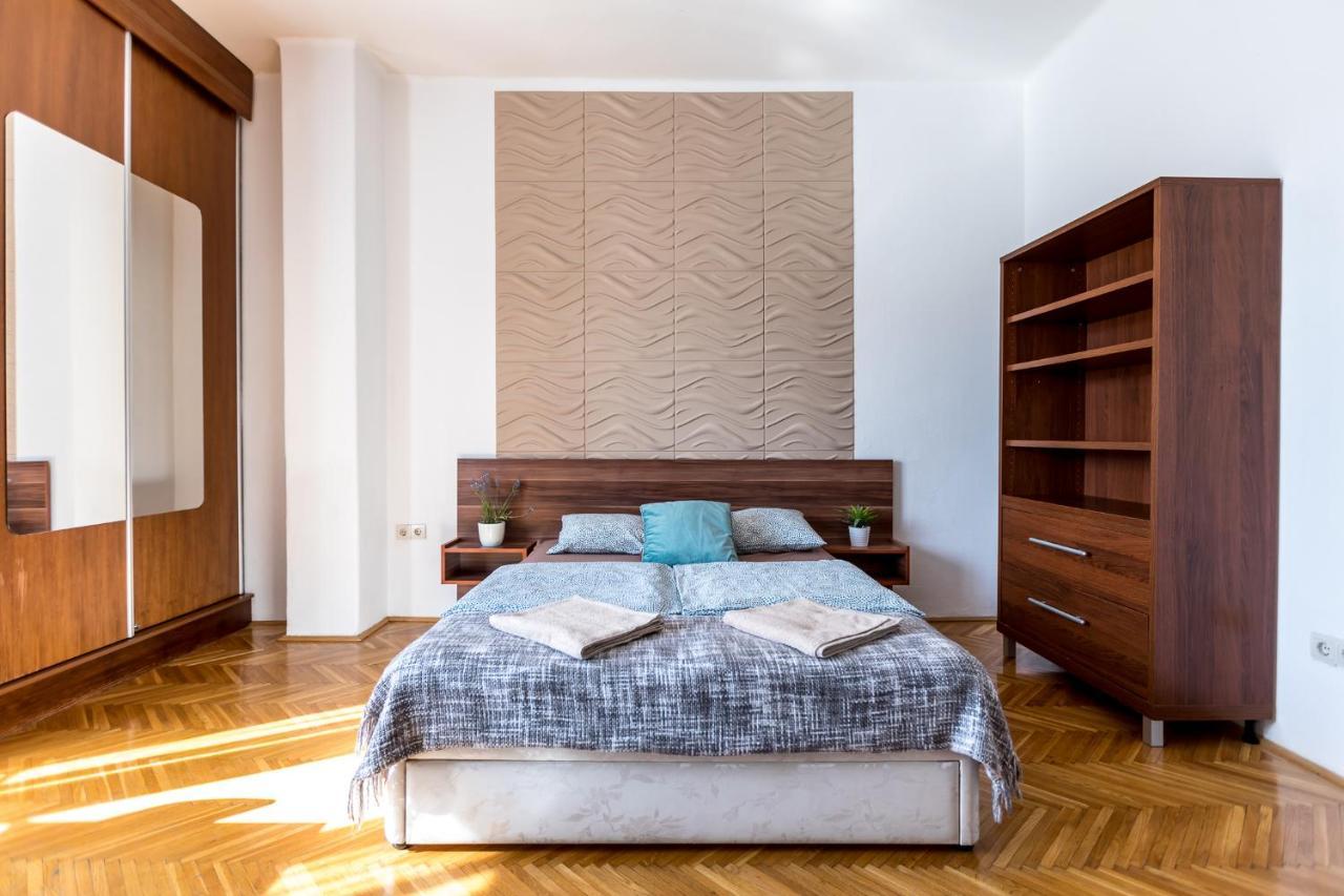 Danube Apartment Budapest Luaran gambar