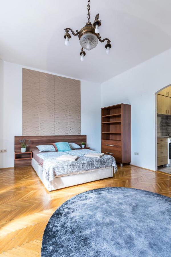 Danube Apartment Budapest Luaran gambar